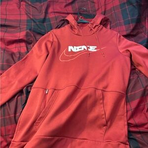 Nike Therma-Fit Red Sweatshirt